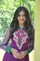 Pooja Jhaveri Photo Pics